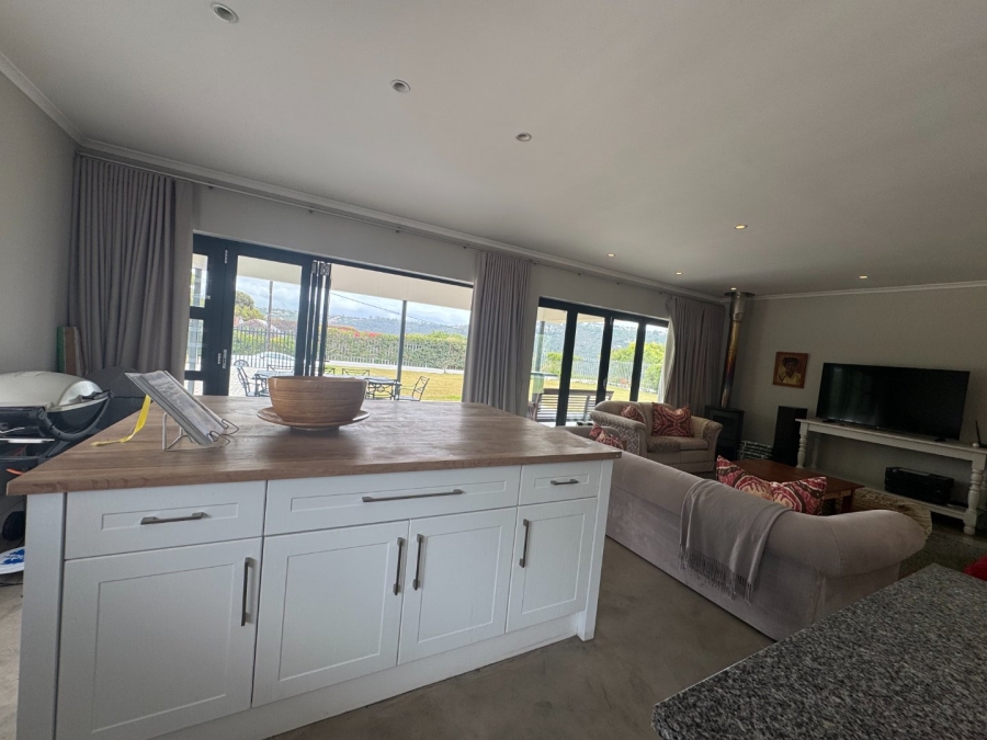 To Let 4 Bedroom Property for Rent in Upper Robberg Western Cape